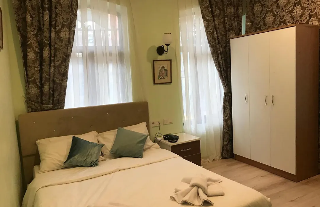 Historial Hotel-1