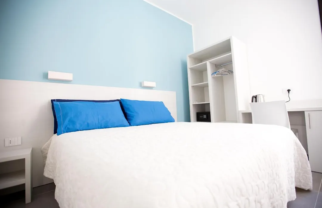 White Asses Rooms And Apartment-1
