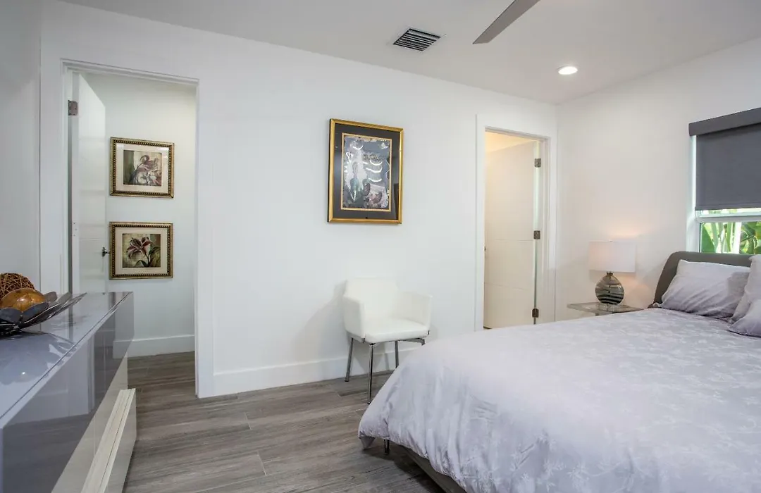 Casa Hermes Wilton Manor - Gay Guesthouse-1