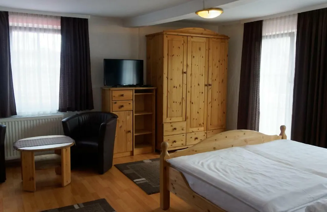 Pension Burger - Bed & Breakfast-1