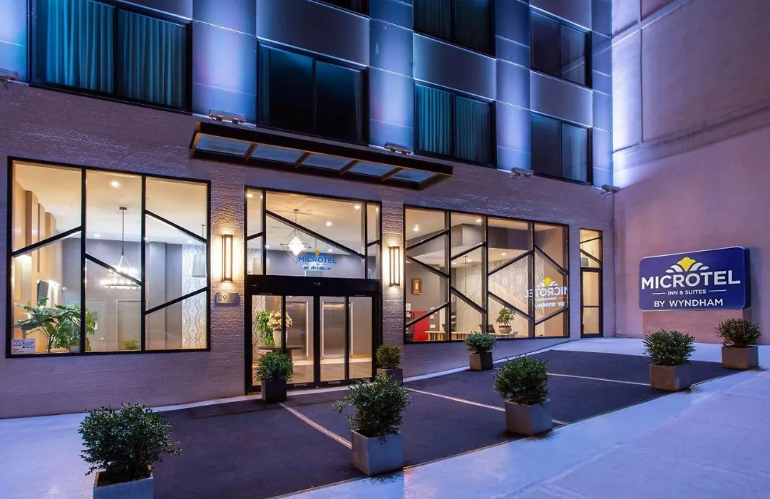Microtel Inn By Wyndham Long Island City-1