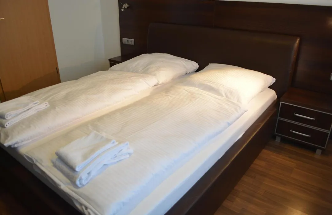 B&D Hotel-1