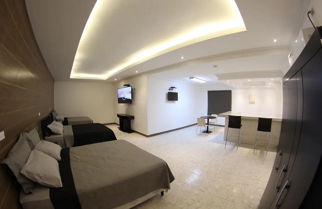Hotel San Remo-1
