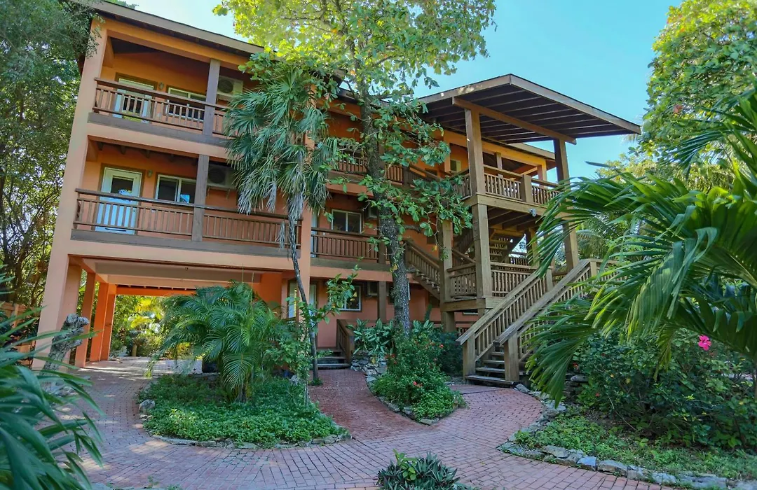Hotel Posada Seremein ,West Bay ,Roatan-1