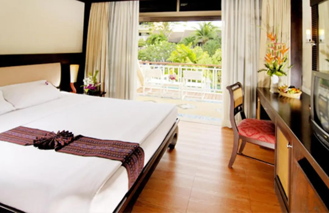 Thara Patong Beach Resort & Spa-1