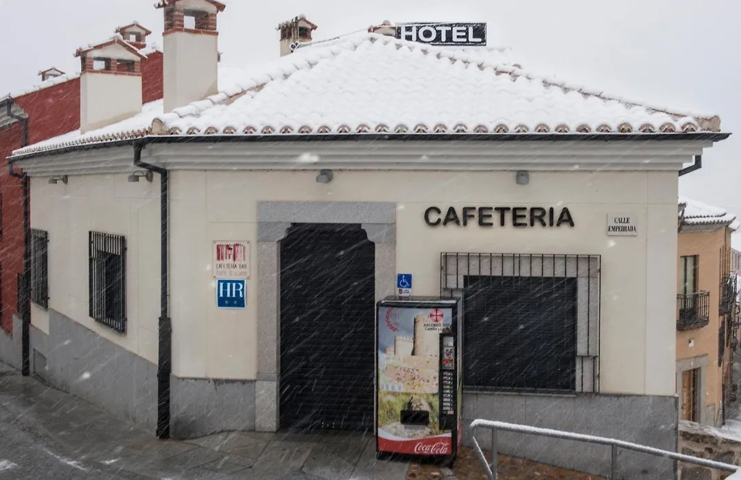 Hotel Puerta De La Santa-1