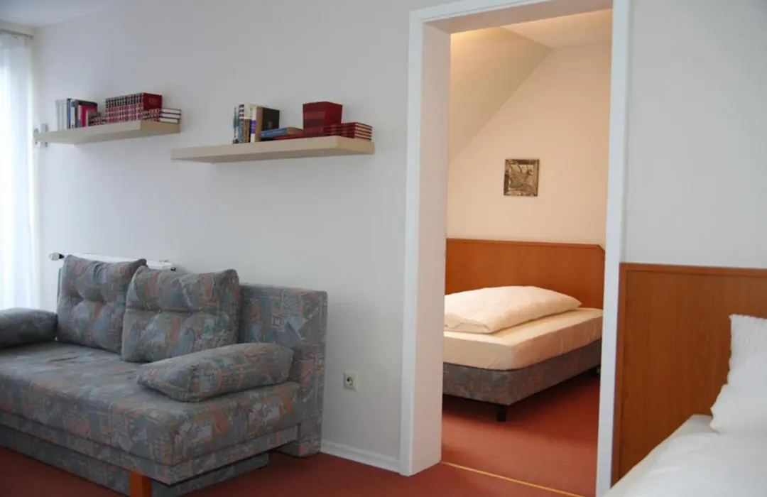 Hotel Garni Kaiserpfalz-1