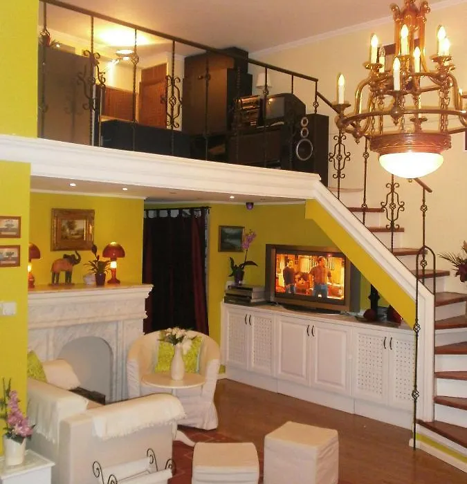 Connection Guesthouse-1