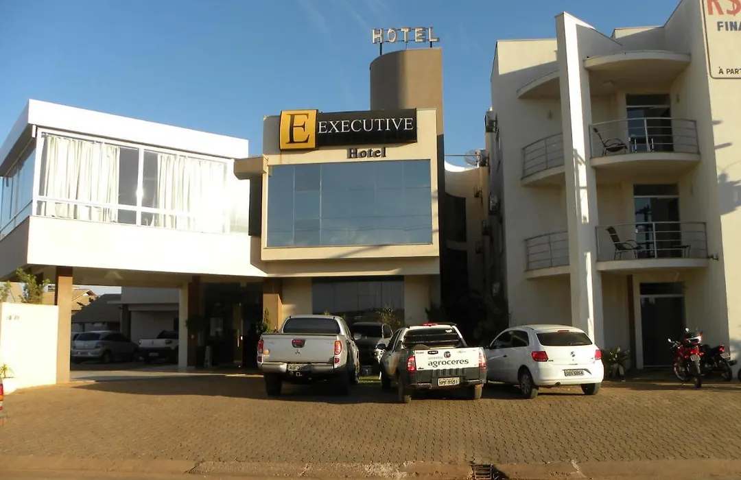 Executive Hotel Mt-1