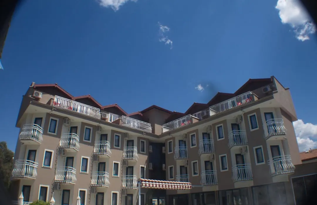 Remer Hotel-1