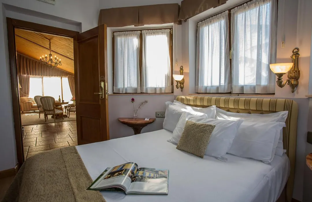 Ayre Hotel Alfonso II-1