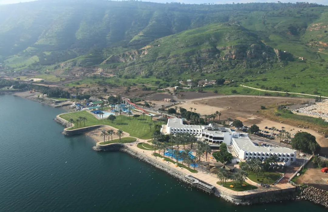 Gai Beach Hotel-1