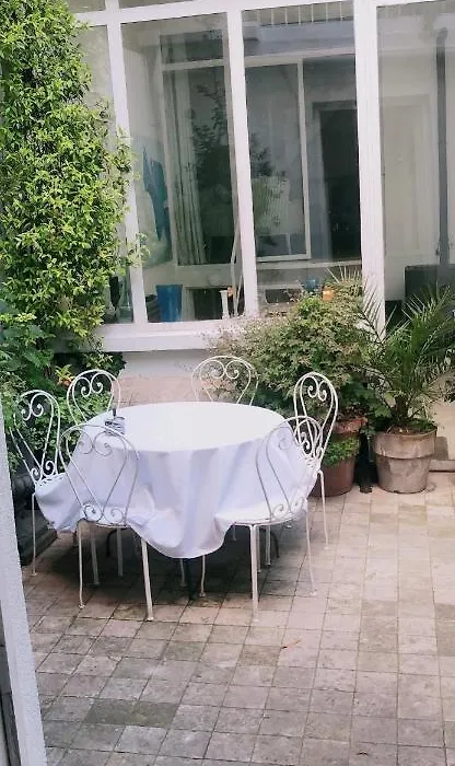 Villa Des Iris-1