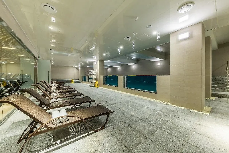 Days Hotel & Suites By Wyndham Incheon Airport-1