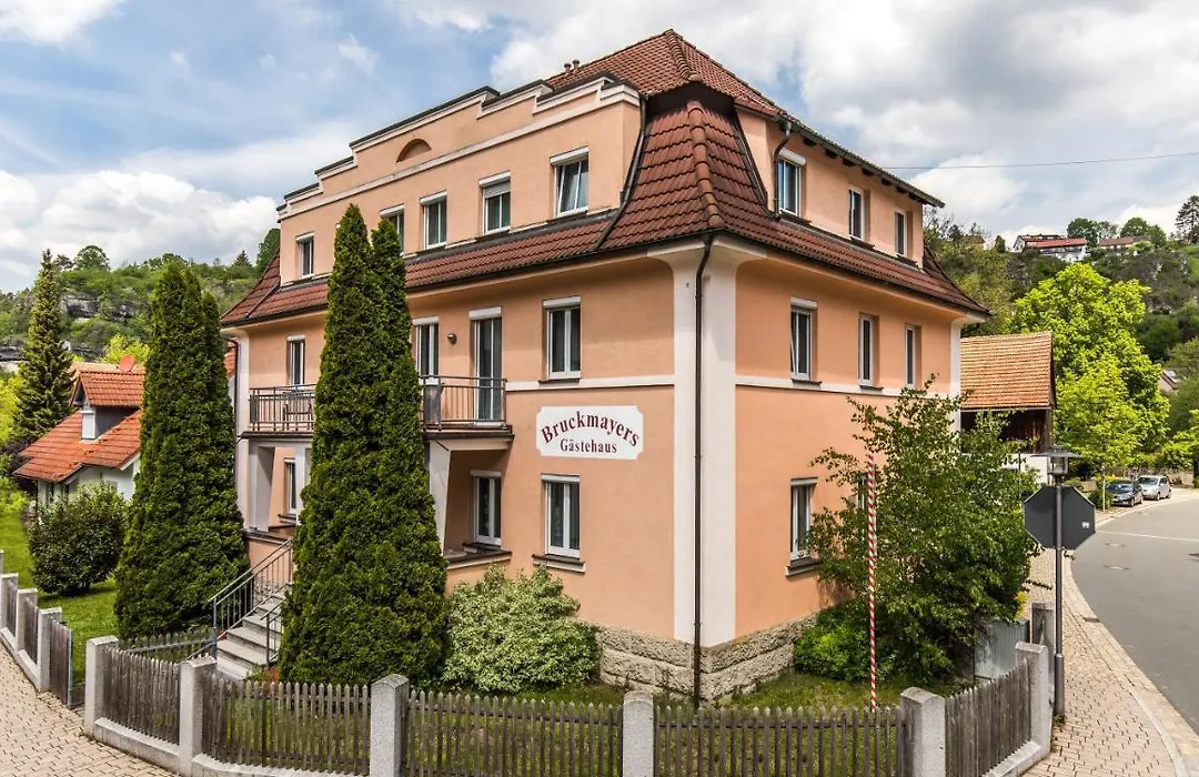 Bruckmayers Gästehaus-1