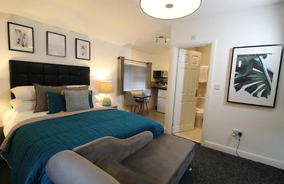 Holcombe House-1