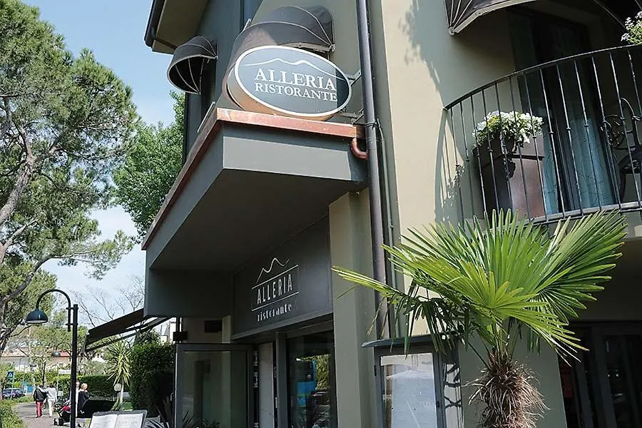 Hotel Aurora-1