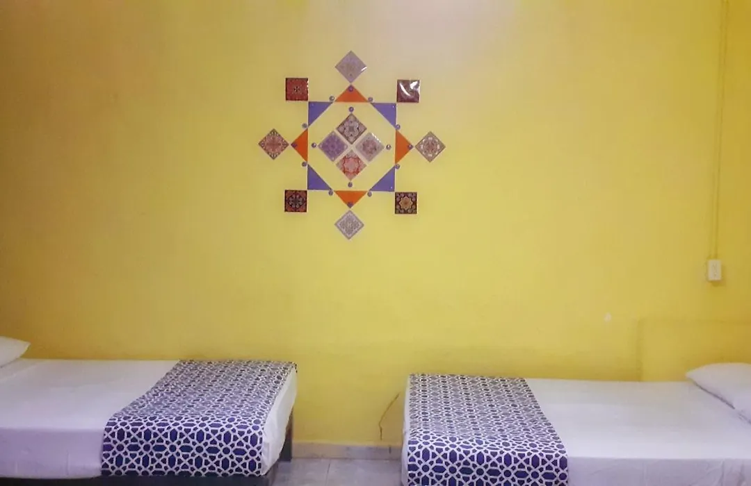 Riad Lola-1