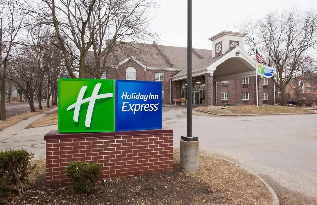 Holiday Inn Express Des Moines-At Drake University, An Ihg Hotel-1