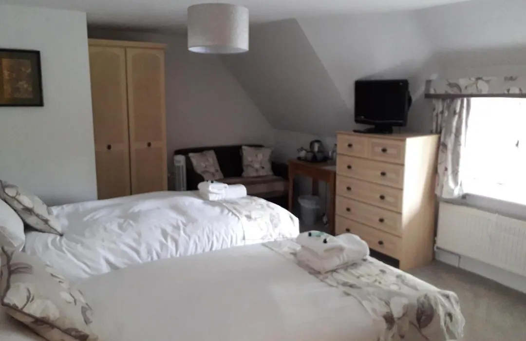 White Horse Inn-1