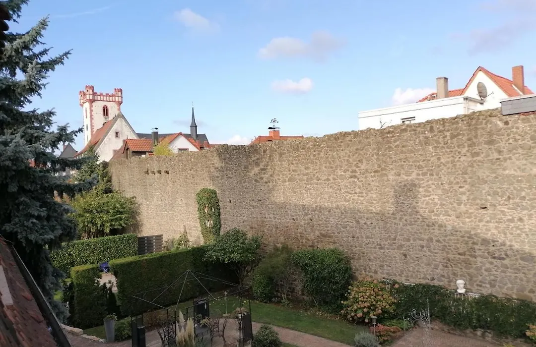 Haus Anna an der Stadtmauer-1
