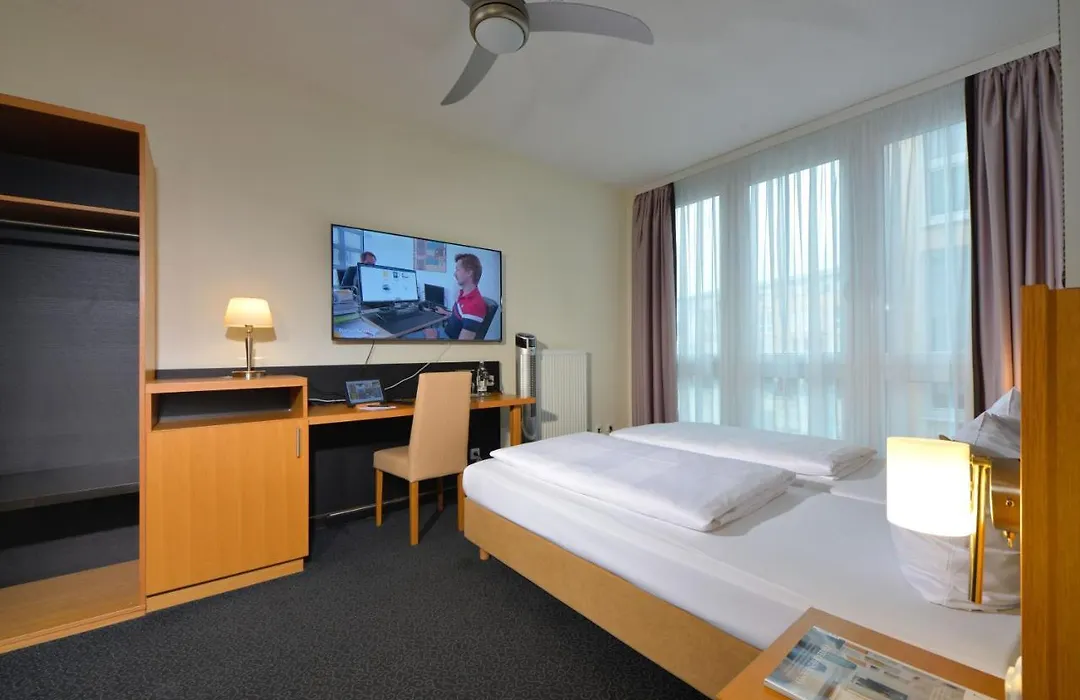 Arthotel Ana Gallery-1