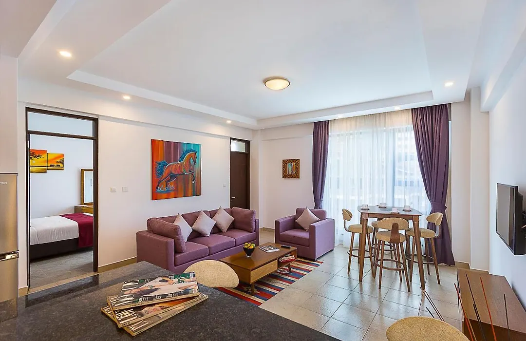 L'Aziz Suites - Near Aga Khan Hospital-1
