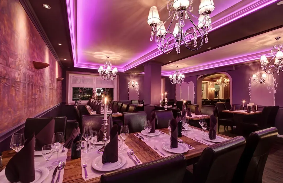Noel Hotel-Restaurant-1
