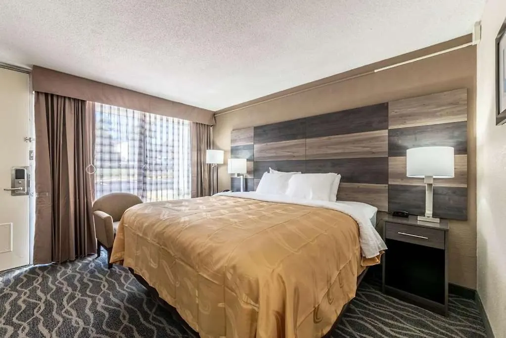 Quality Inn-1