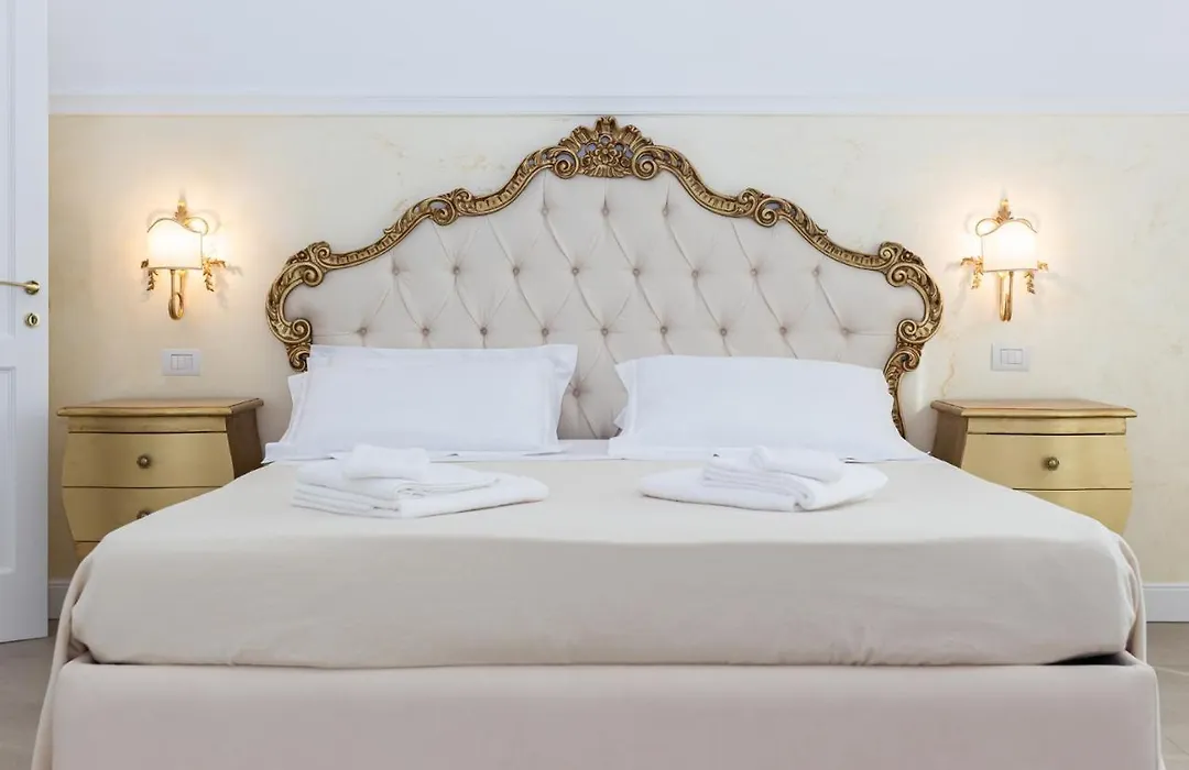 Palazzo Marini B&B Di Charme-1