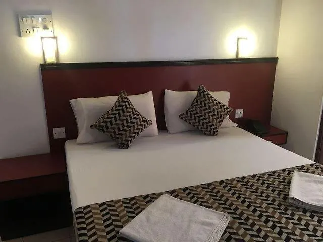 Hotel Chandrageet-1