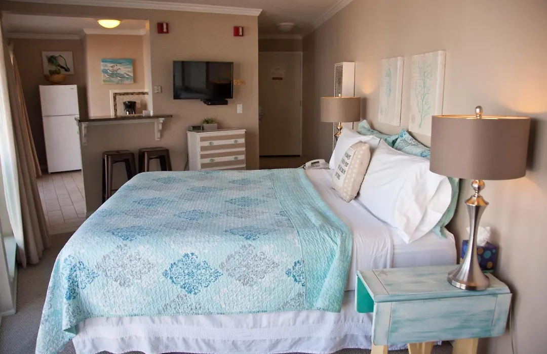 Capitola Beach Suites-1