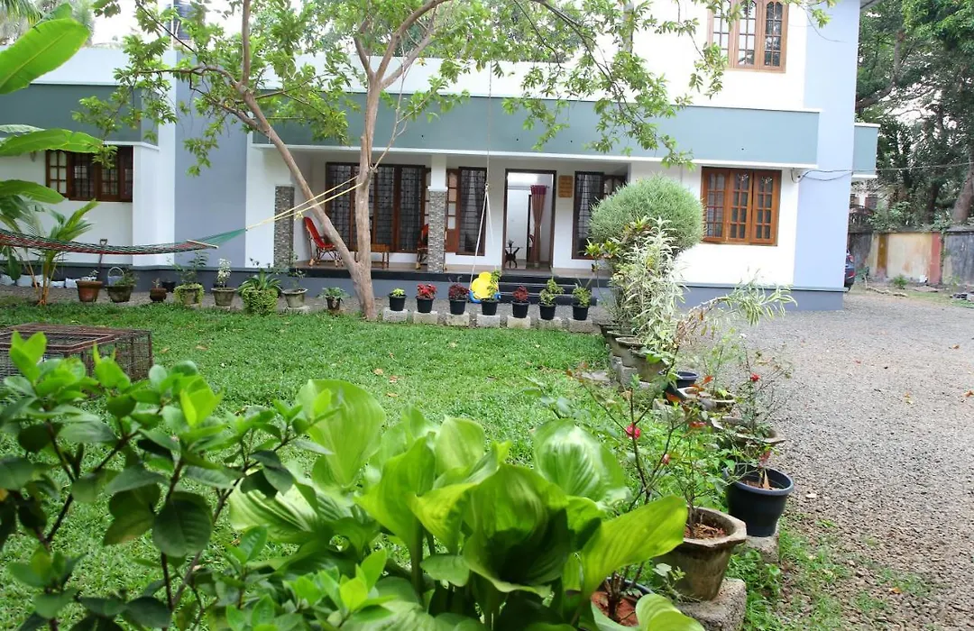 Snehatheeram Homestay-1
