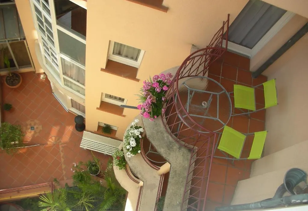 Hotel Castellane-1