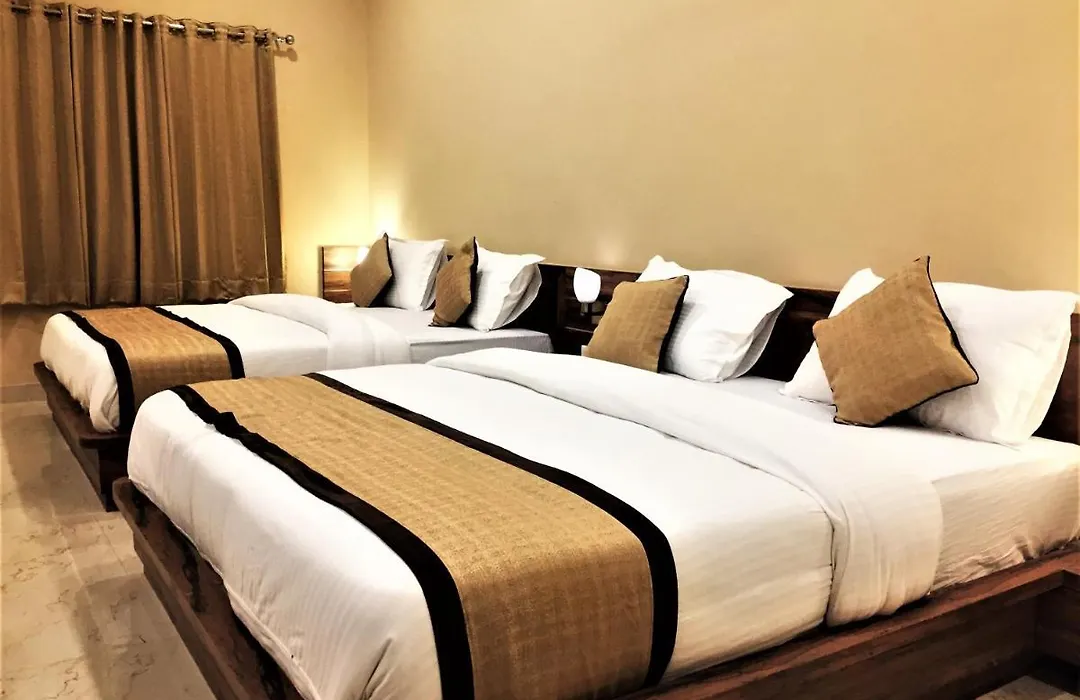Hotel Bharat-1