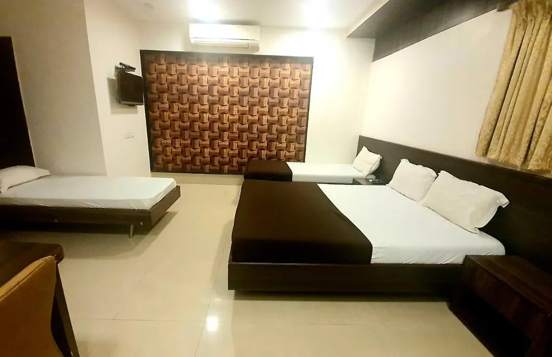 Hotel Shambuji-1