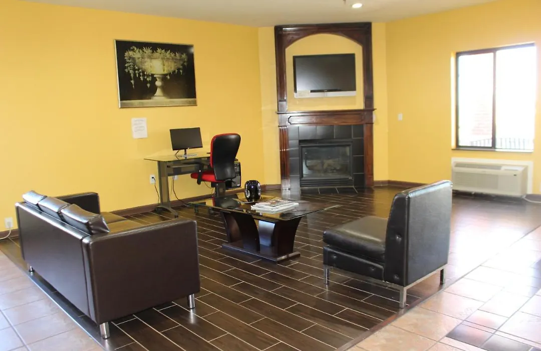 Home Gate Inn & Suites-1