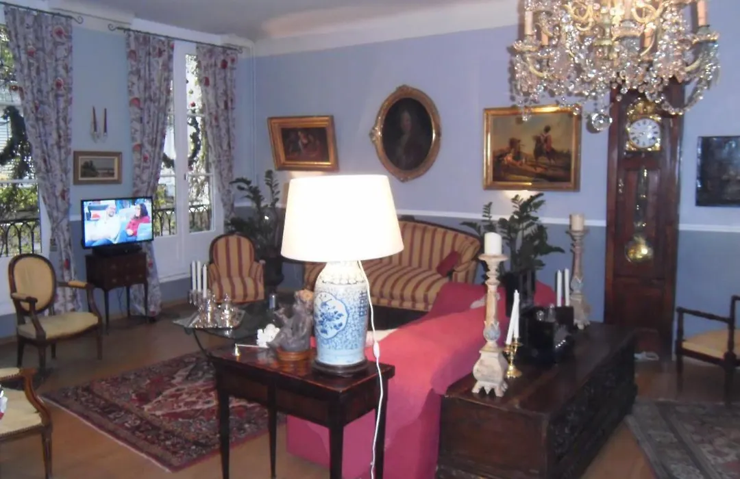 Hôtel des Arceaux-1