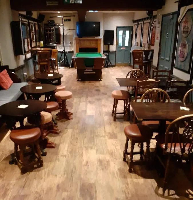 Coach And Horses-1