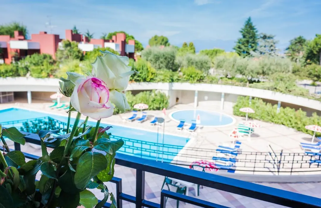 Hotel Residence Holiday-1