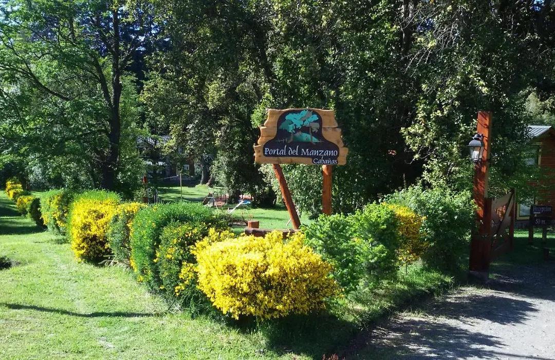 Portal del Manzano-1