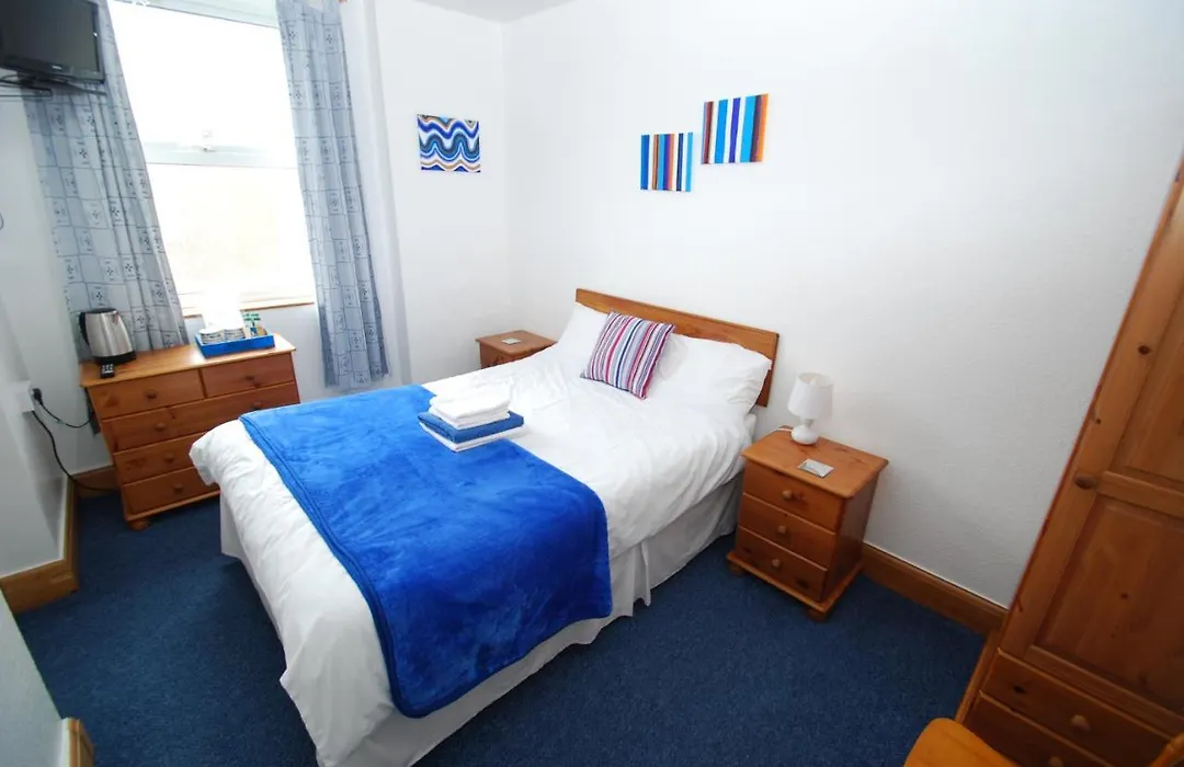 Whiteways Guest House-1
