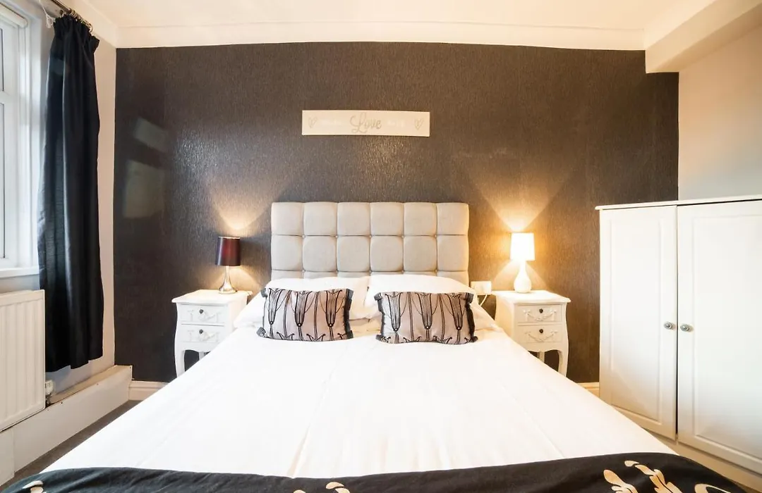The Traxx Hotel-1