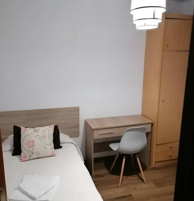 Hostal Forest-1
