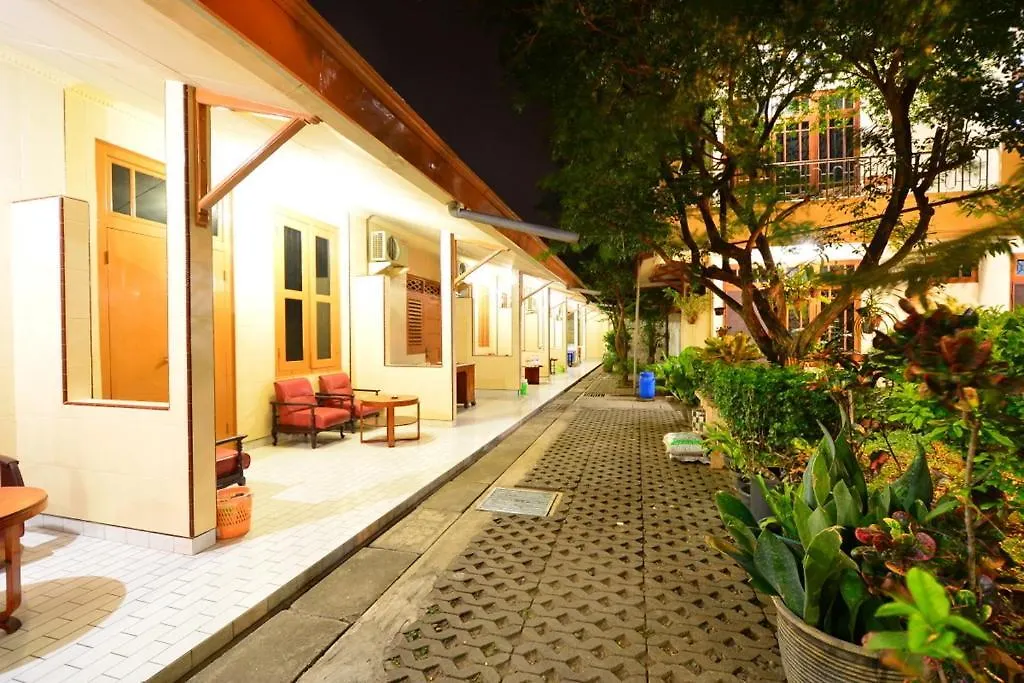 Hotel Paviljoen-1