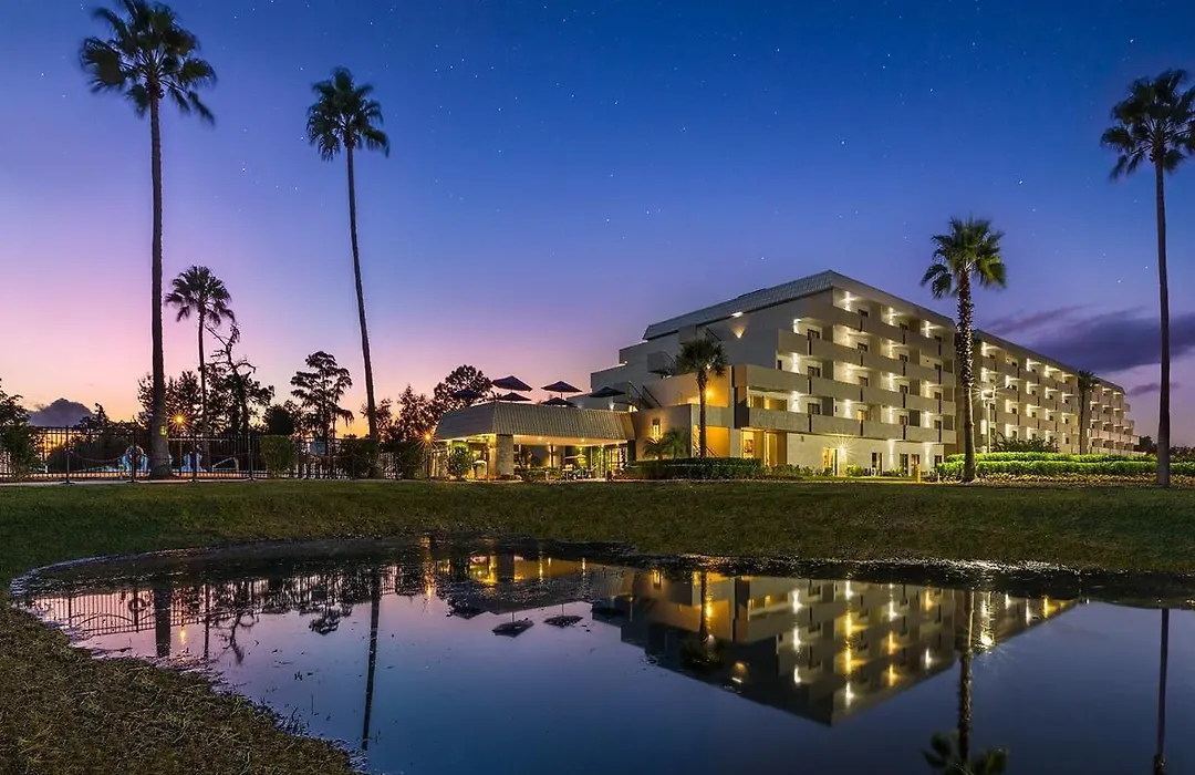 Palazzo Lakeside Hotel-1