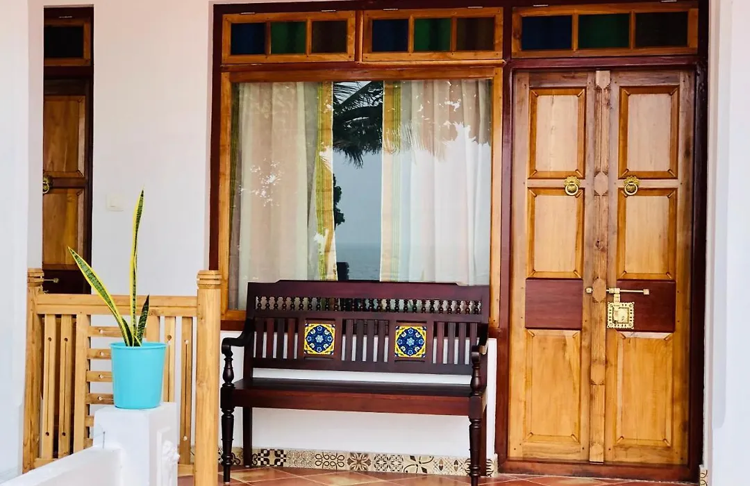 Lemon Dew Beach House, Alleppey Beach-1