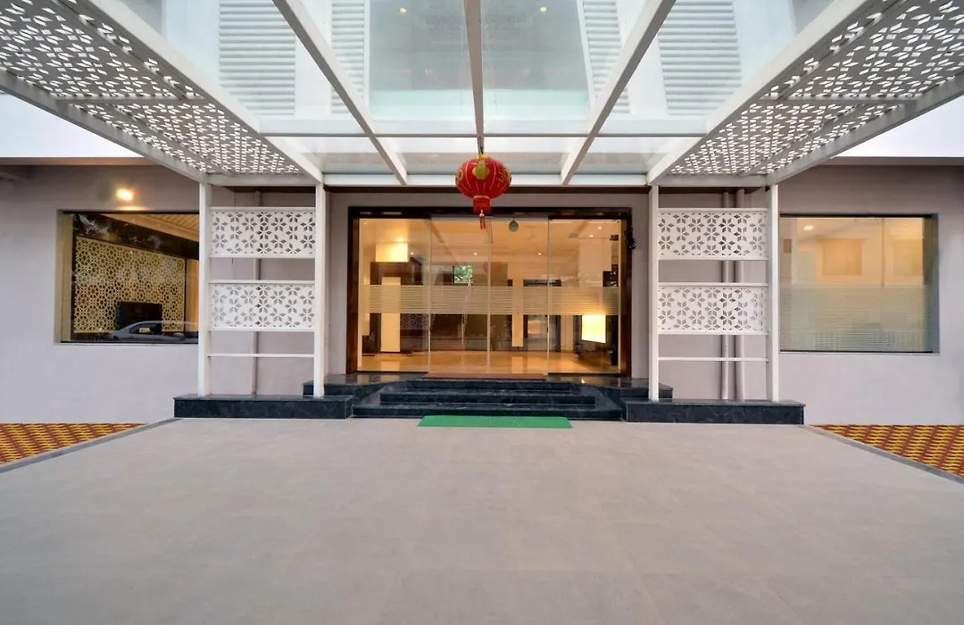 Hotel Dwarka Park-1