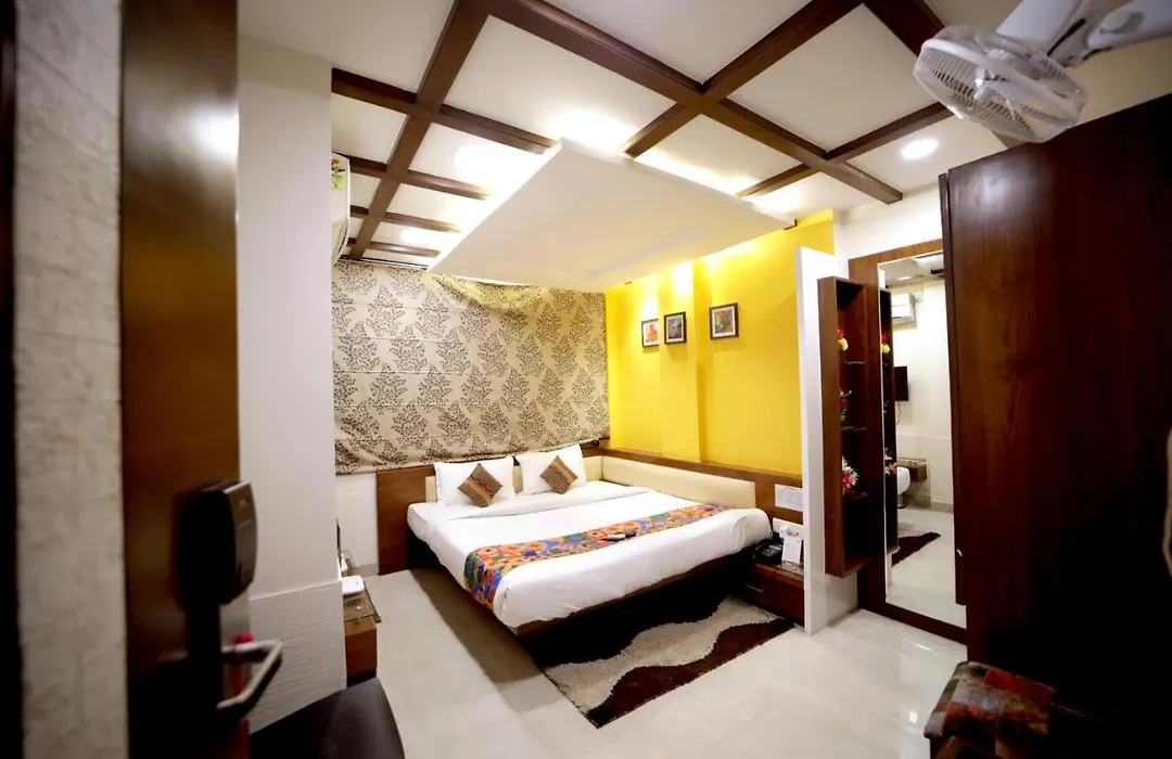 Fabhotel Khushi Regent - Nr Db Mall-1