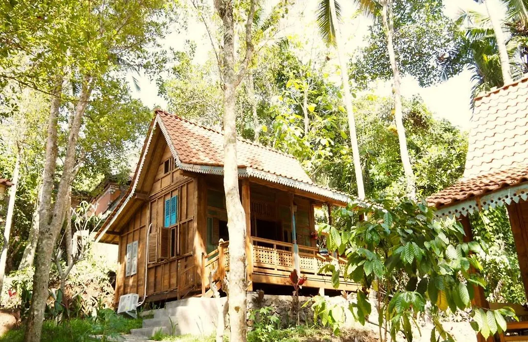 Green Vanilla Bungalow-1